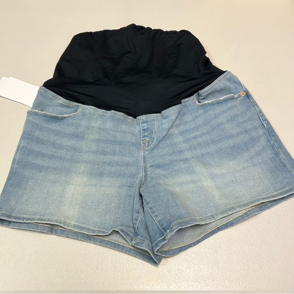 Isabel Maternity by Ingrid & Isabel Pants - Isabel Maternity Super Stretch Blue Denim Midi Short Size 12